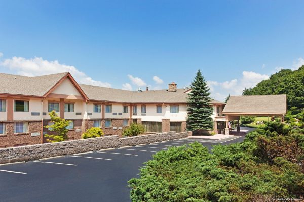 Days Inn Blowing Rock-Boone Area
